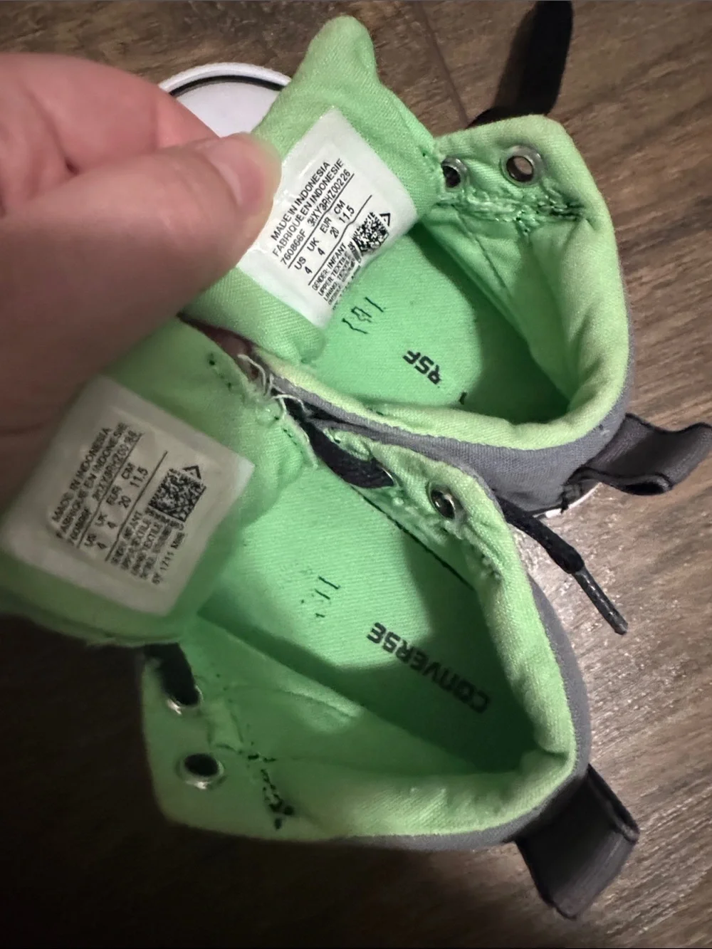 Converse baby Gray Sneakers with Green Lining